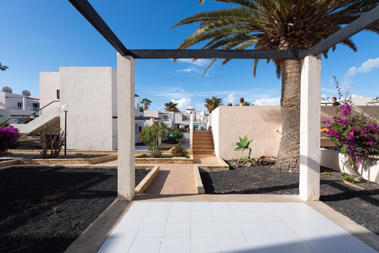 Homeforguest Apartamento 15 Con Terraza Y Piscina En Corralejo Exterior photo
